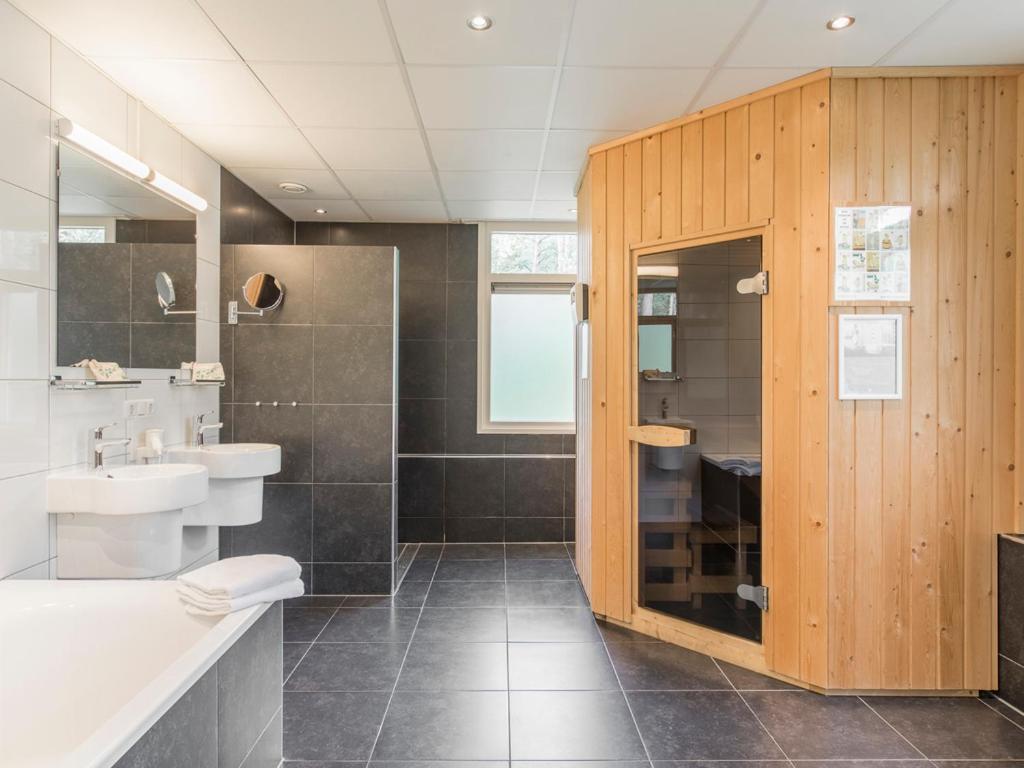 Villa Landal Heideheuvel Beekbergen Zimmer foto